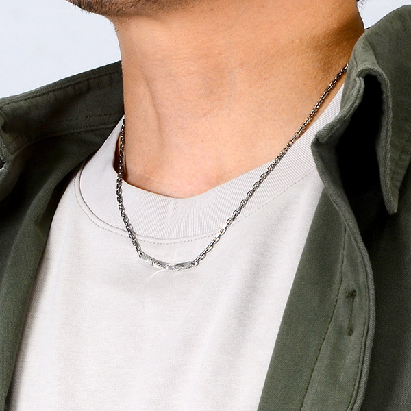 シルバーネックレス