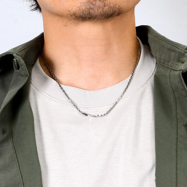 シルバーネックレス