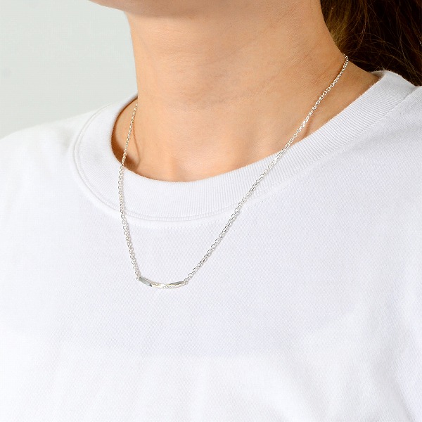 シルバーネックレス