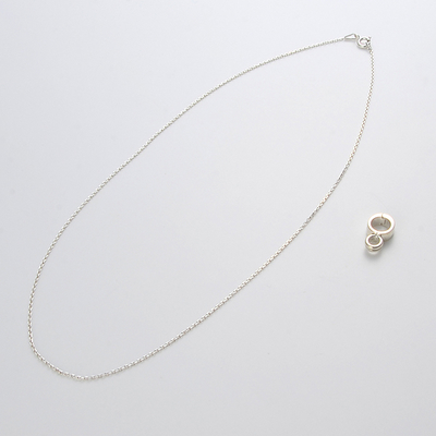 シルバーネックレス