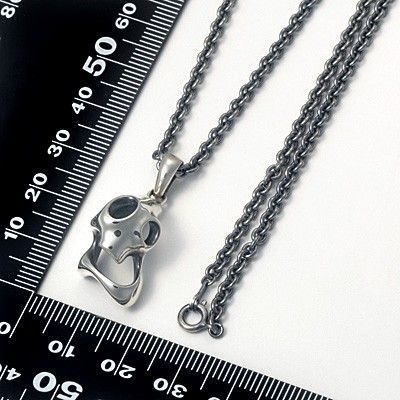 シルバーネックレス