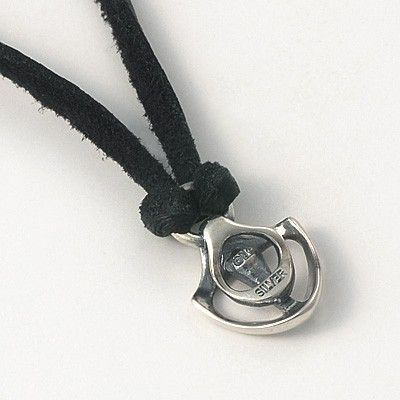 レザーネックレス