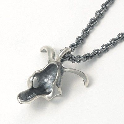 シルバーネックレス