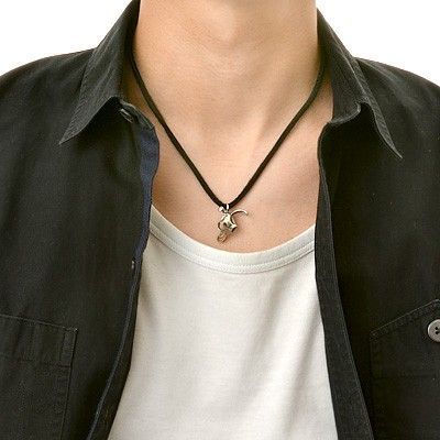 レザーネックレス