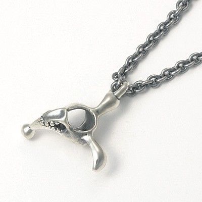 シルバーネックレス