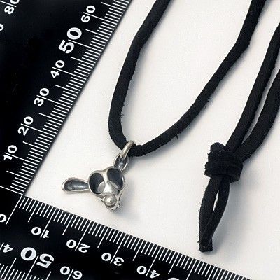 レザーネックレス