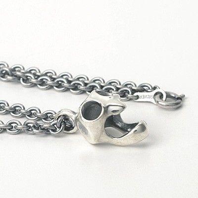 シルバーネックレス