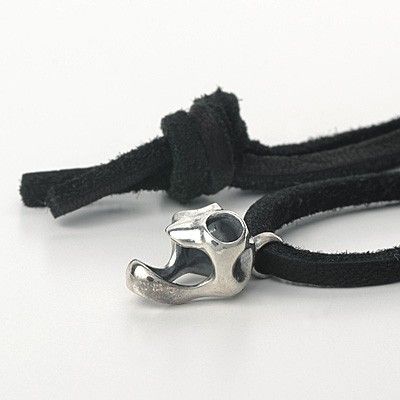 レザーネックレス