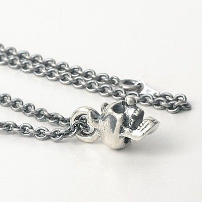 シルバーネックレス