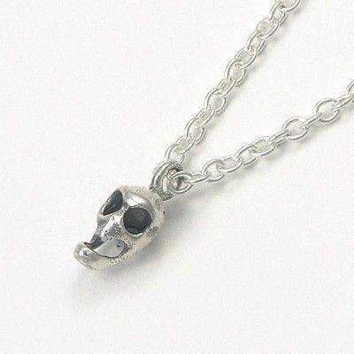 シルバーネックレス