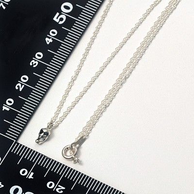 シルバーネックレス