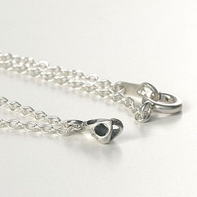 シルバーネックレス