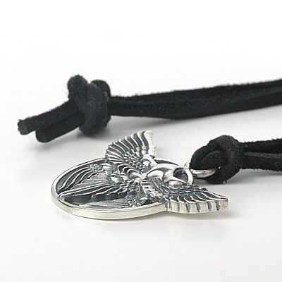 レザーネックレス