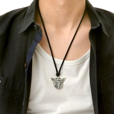 レザーネックレス