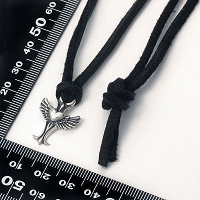 レザーネックレス