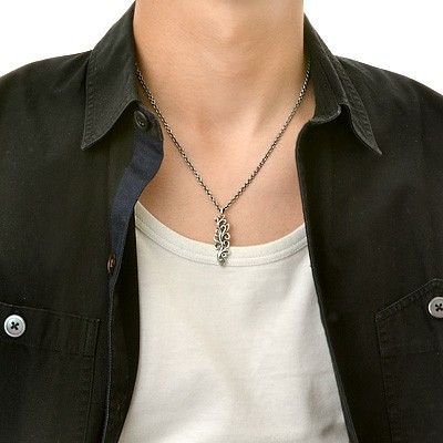 シルバーネックレス