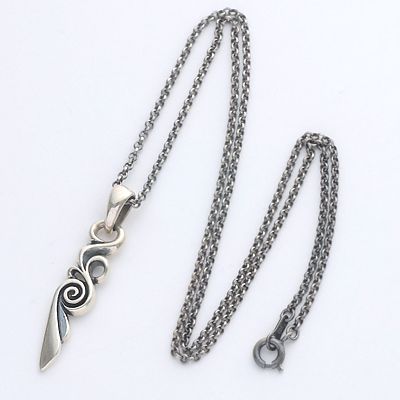 シルバーネックレス