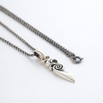 シルバーネックレス