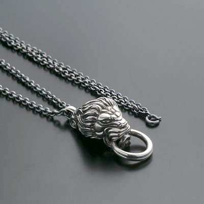 シルバーネックレス