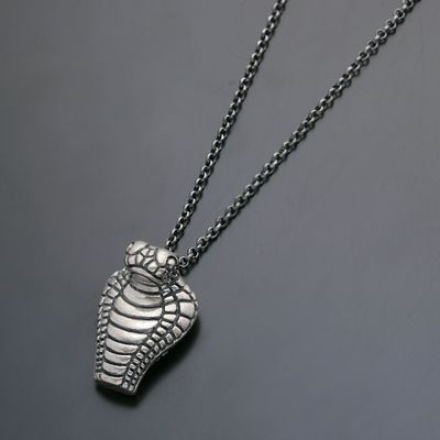 シルバーネックレス