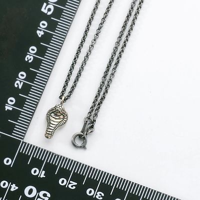 シルバーネックレス