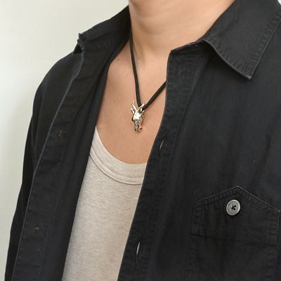 レザーネックレス