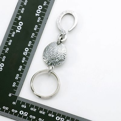 シルバーキーホルダー