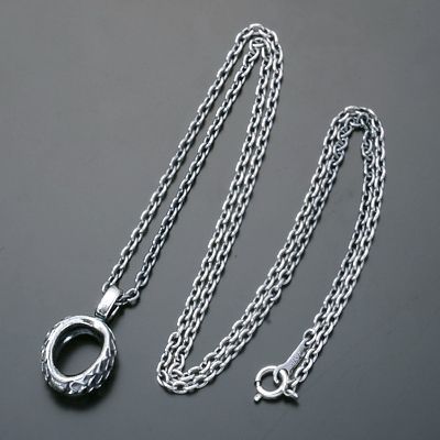 シルバーネックレス