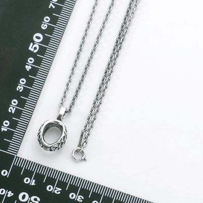 シルバーネックレス