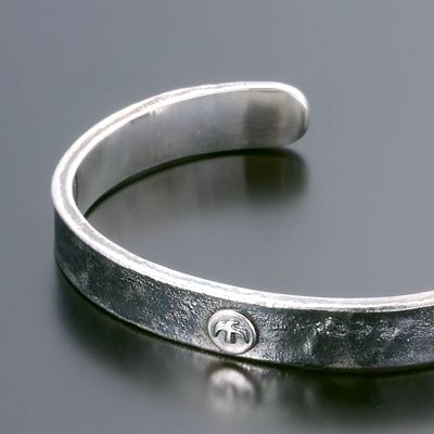 シルバーバングル