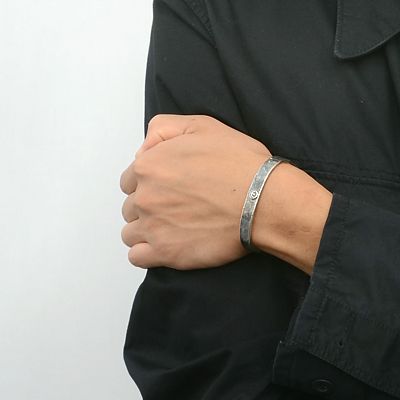 シルバーバングル