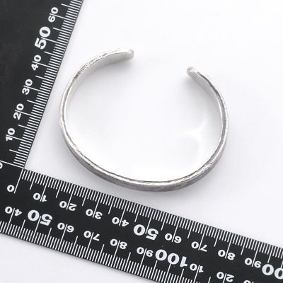 シルバーバングル