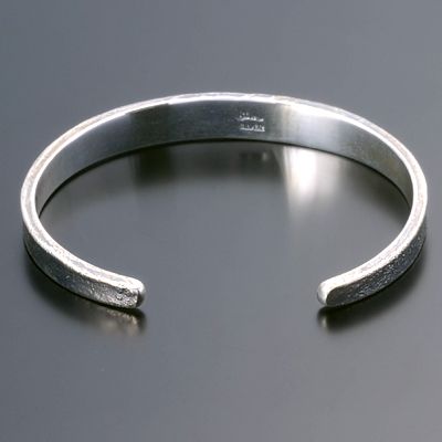 シルバーバングル