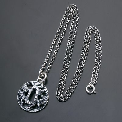 シルバーネックレス