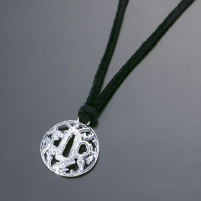 レザーネックレス