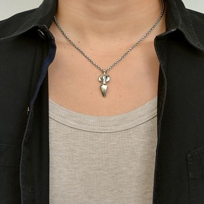 シルバーネックレス
