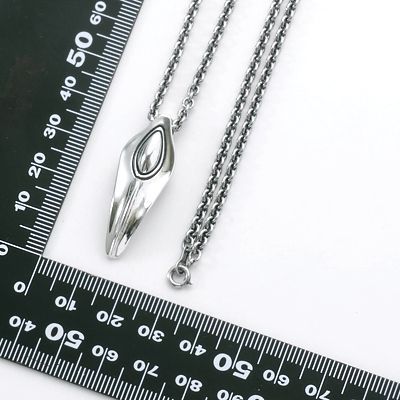 シルバーネックレス