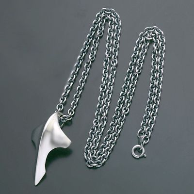 シルバーネックレス