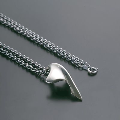 シルバーネックレス