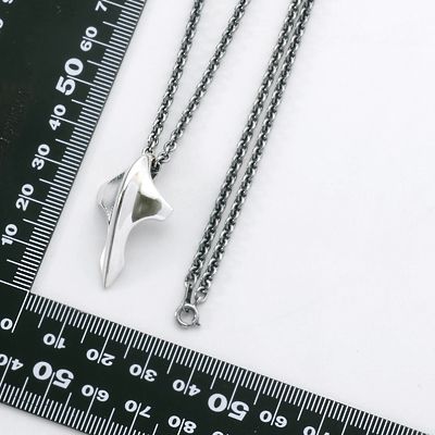 シルバーネックレス