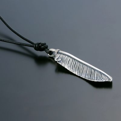 レザーネックレス