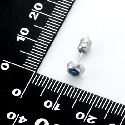 シルバースタッドピアス(片耳用)