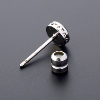 シルバースタッドピアス(片耳用)