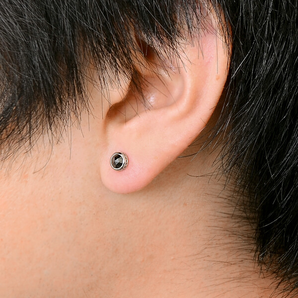 シルバースタッドピアス(片耳用)