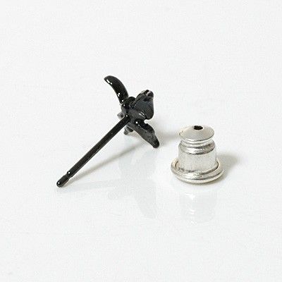 シルバースタッドピアス(片耳用)