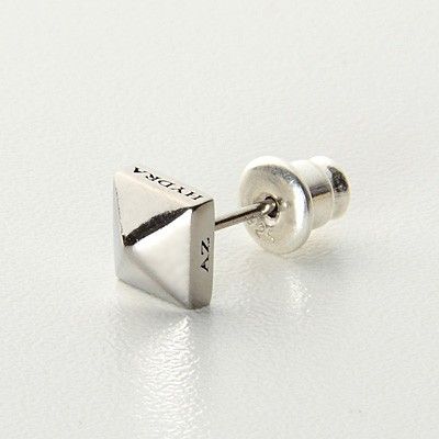シルバースタッドピアス(片耳用)
