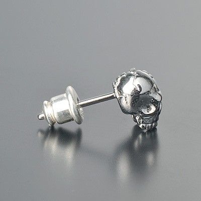 シルバースタッドピアス(片耳用)