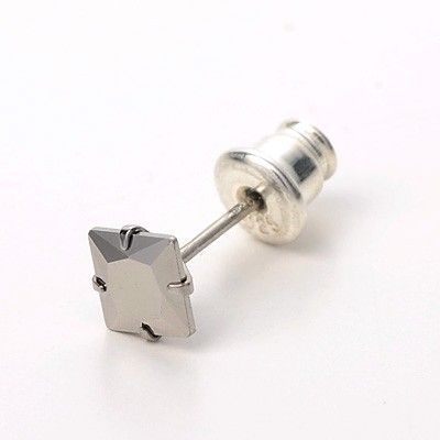 シルバースタッドピアス(片耳用)