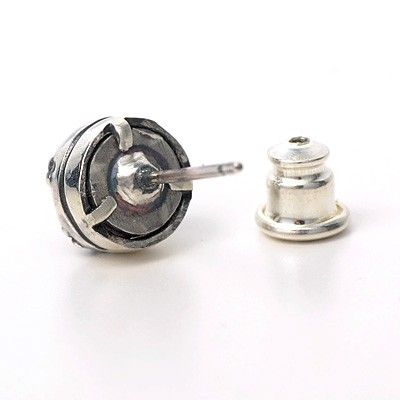 シルバースタッドピアス(片耳用)