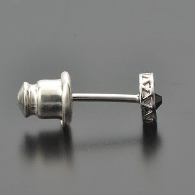 シルバースタッドピアス(片耳用)
